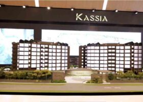 Kassia showflat scale model displaying low-rise freehold condominium layout at Flora Drive Singapore