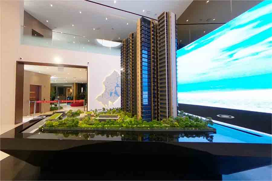 Meyer Blue showflat scale model displaying high-rise coastal condominium layout and site planning in District 15 Singapore